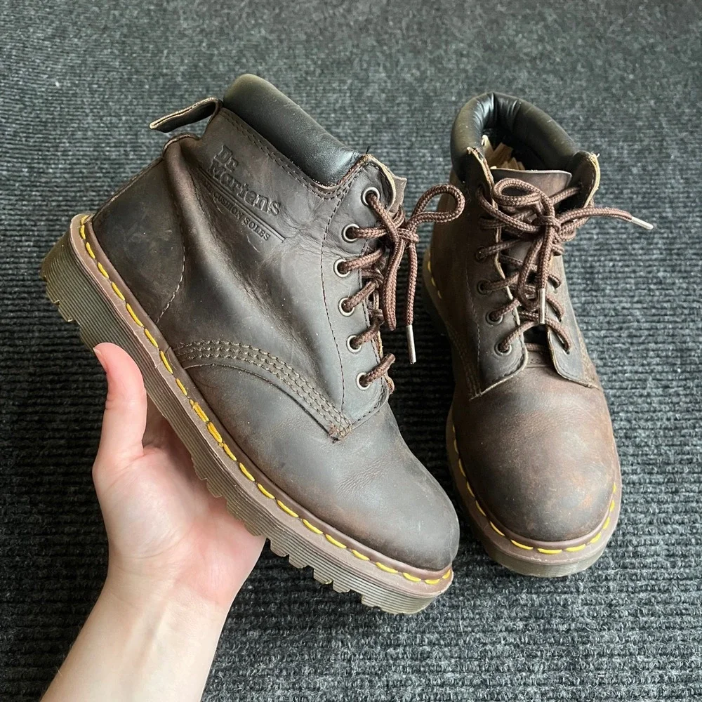 Doc Martens 939 Boots Men 7 Women 8 Brown Leather Made in England Vintage 90s Dr